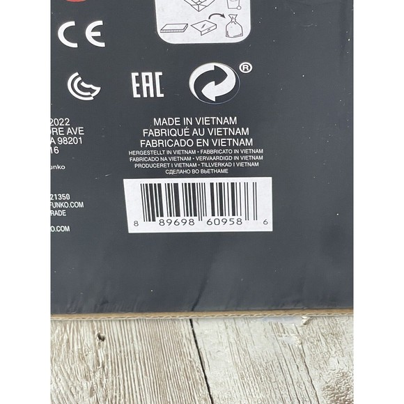 Funko POP! Mini Moments: Marvel's WandaVision Living Room 70's Wanda & Geraldine - Picture 8 of 8